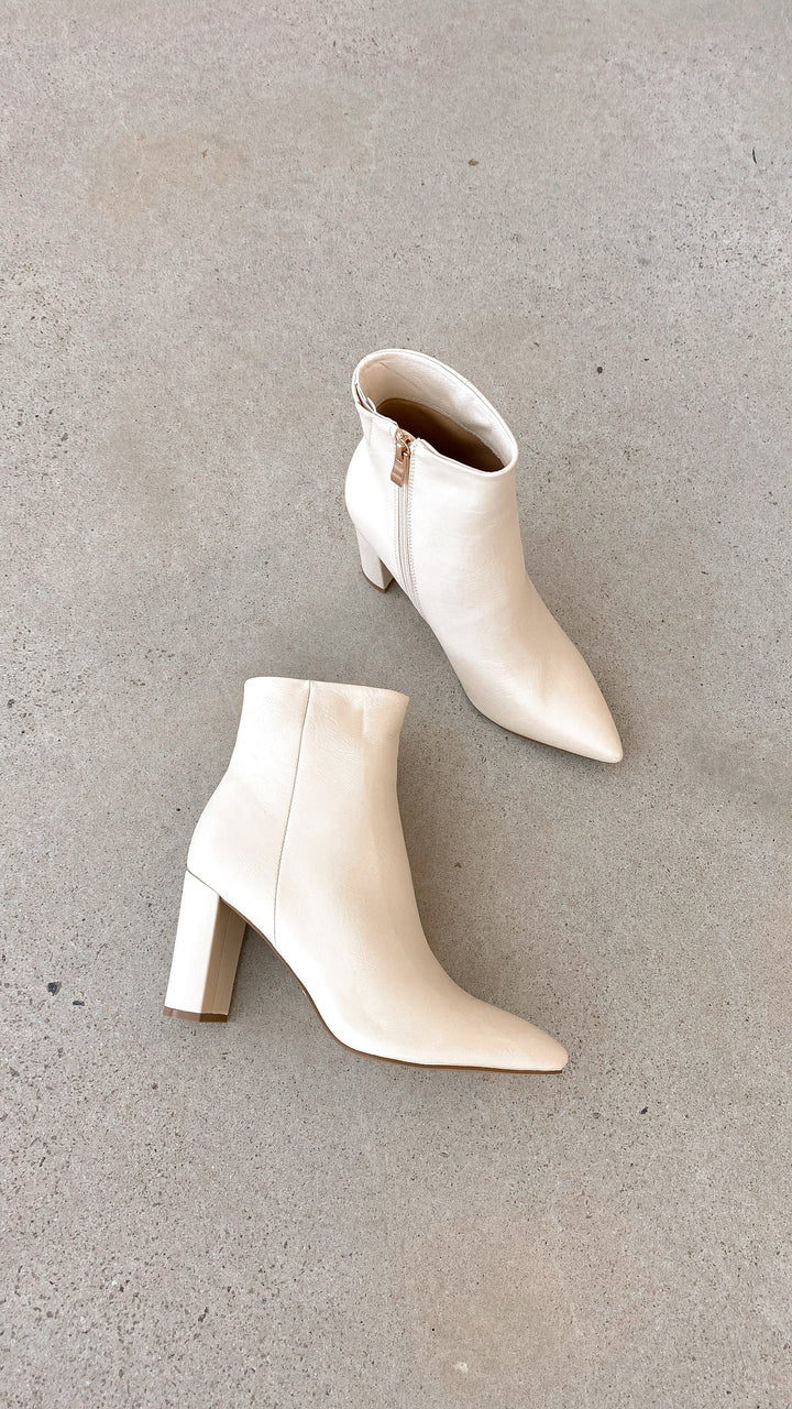 Fashionable Casual Ankle Boots - Elonette-Brown-3-Nora Luxe