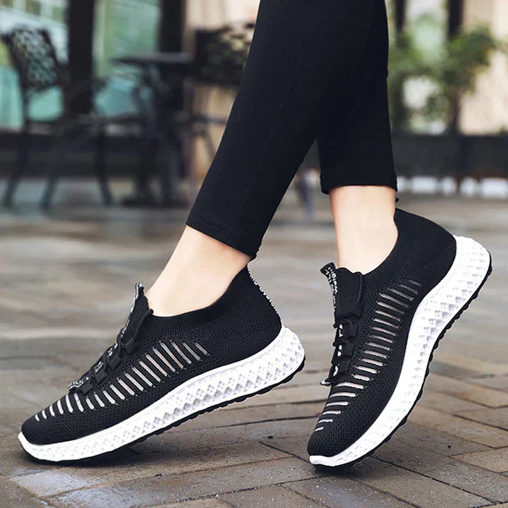 FlexStride 4D | Everyday Sports Shoe for Women with Cushioned Sole-Black-5-Nora Luxe