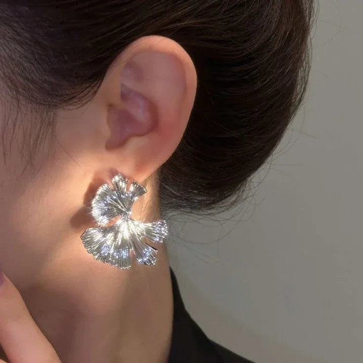Flower Earrings in Gold and Silver - Liora-Silver-Nora Luxe