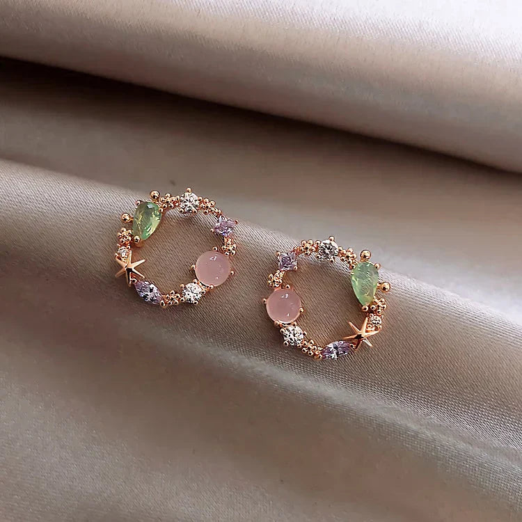 Flower Earrings with Zirconia in Gold - Isabella-Nora Luxe