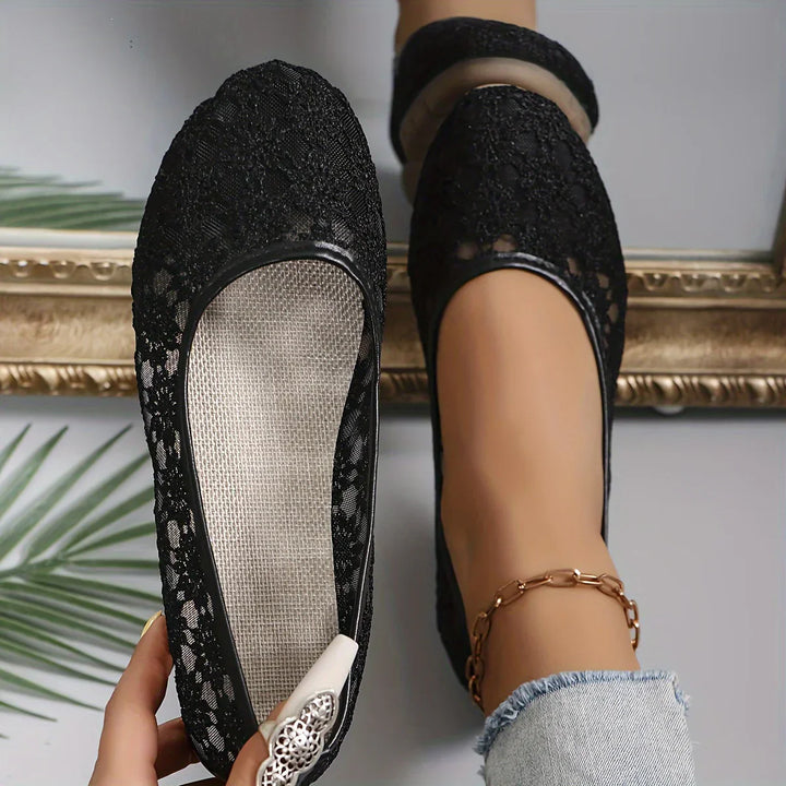 Flower Pattern Ballerinas | Fleur-5-Black-Nora Luxe