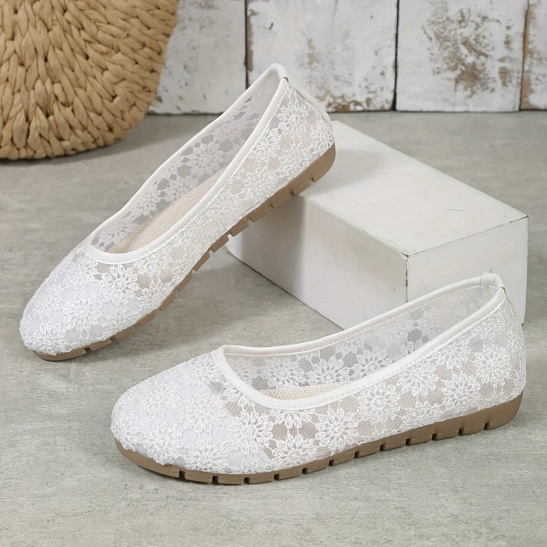 Flower Pattern Ballerinas | Fleur-5-White-Nora Luxe