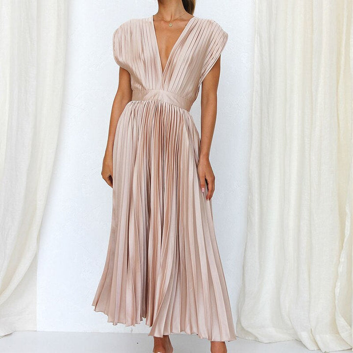 Flowing maxi dress with pleats and a V-neck – Noelle-Pink-S-Nora Luxe