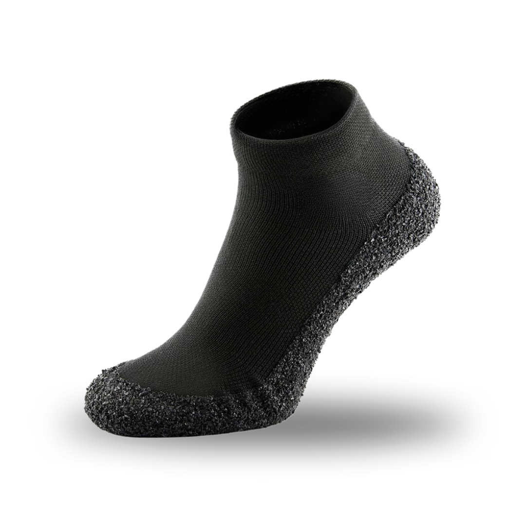 Freedom and Comfort at Your Feet - FreeStep™-Black-2.5-Nora Luxe