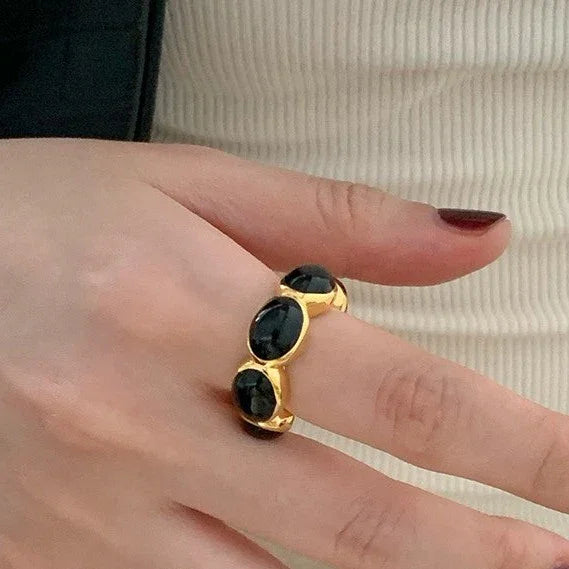 Gilded Onyx Ring - Celina-Nora Luxe
