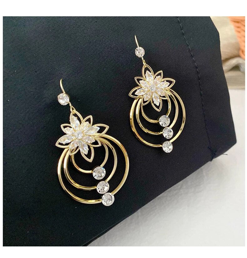 Golden Hoop Earrings | Luxurious Jewellery-Nora Luxe