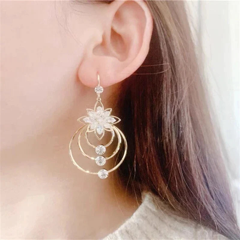 Golden Hoop Earrings | Luxurious Jewellery-Nora Luxe
