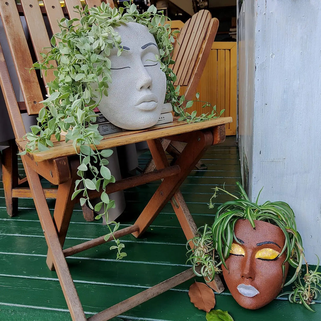 Hanging Pot with Harsh Human Face - FaceVibe-A-Nora Luxe