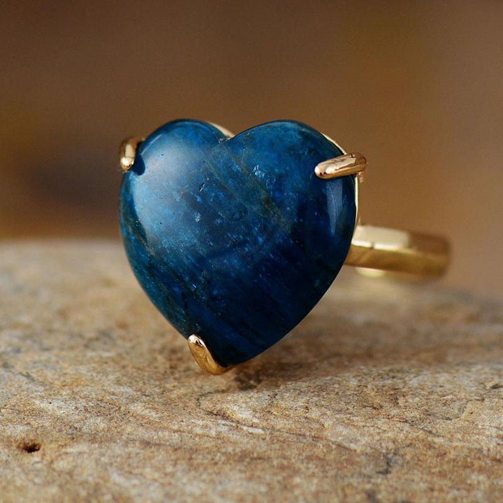 Healing Heart Gemstone Ring - Selena-Apathy-Nora Luxe
