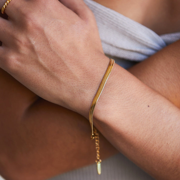 Herringbone Bracelet - Lana-Gold-Nora Luxe