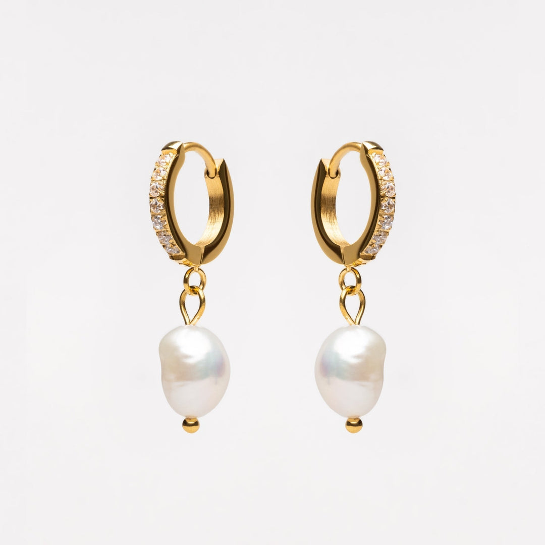 Hoops with freshwater pearls - Arina-Gold-Nora Luxe