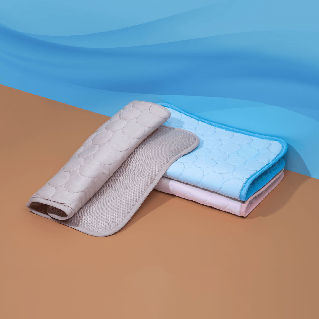 Innovative Cooling Mat for Dogs (4x Cooling Power) - ChillComfort-Light blue-XS-Nora Luxe