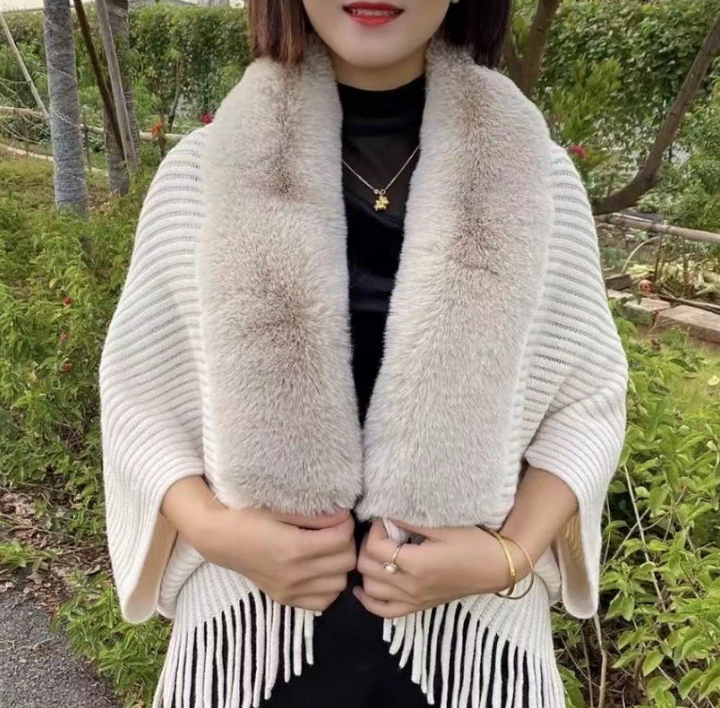 Ladies' Coat Louise – With Luxurious Faux Fur Collar | One Size-Beige-Nora Luxe