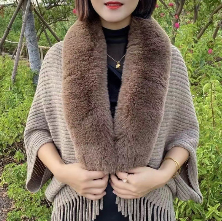 Ladies' Coat Louise – With Luxurious Faux Fur Collar | One Size-Coffee brown-Nora Luxe