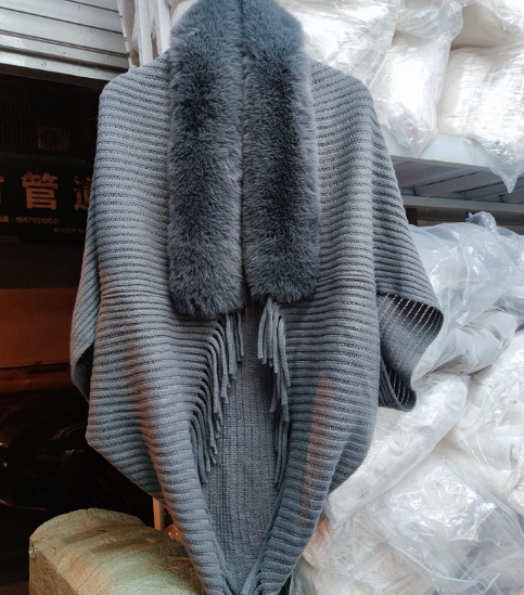 Ladies' Coat Louise – With Luxurious Faux Fur Collar | One Size-Gray-Nora Luxe