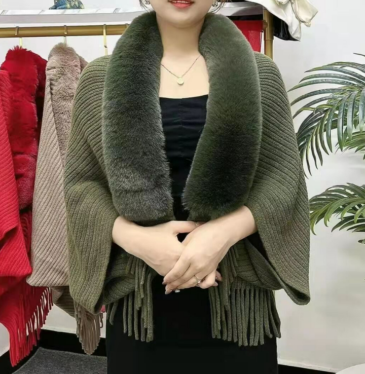 Ladies' Coat Louise – With Luxurious Faux Fur Collar | One Size-Green-Nora Luxe