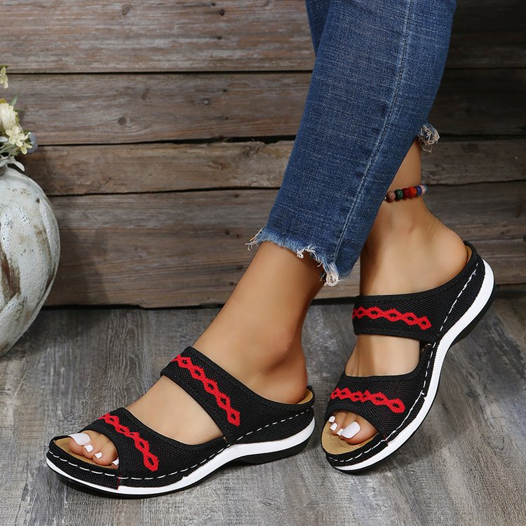 Ladies Sandals with DynamicSupport Technology - LunaStride-Black-2.5-Nora Luxe