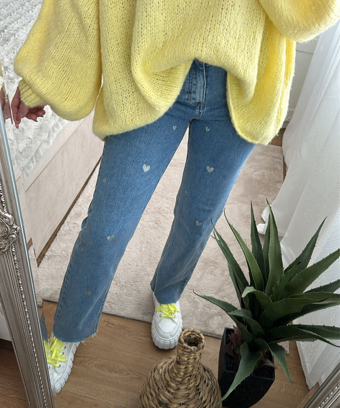 Ladies Stretch Jeans with Wide Legs and Heart Print - Amelie-XS-Nora Luxe