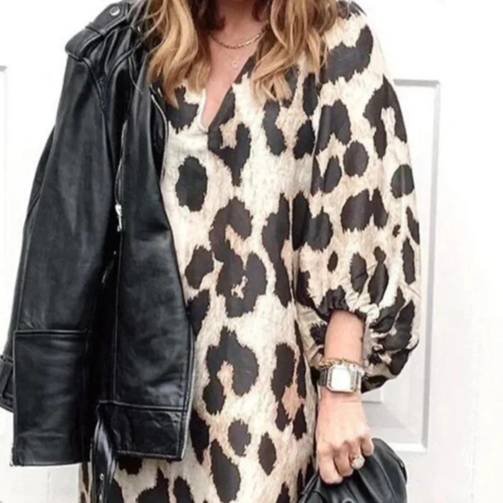 Loose-fit Panther Print Dress - Selena-2XS-Nora Luxe