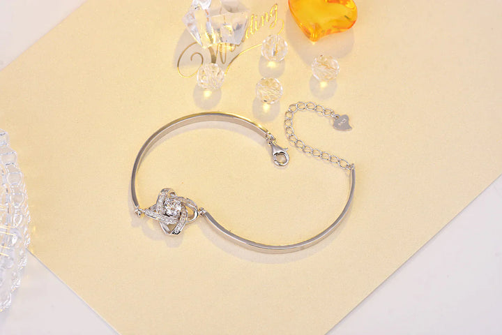Love Knot Bracelet | Elegant Women's Jewellery | Adjustable Chain-Nora Luxe