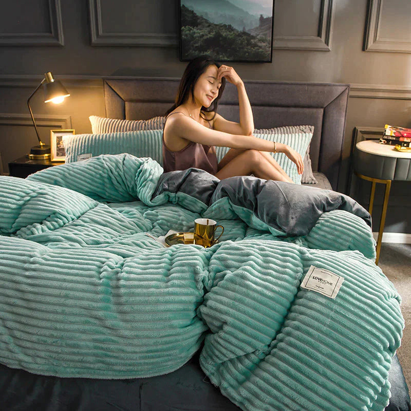 Luxurious and Comfortable Duvet Cover - DreamWeave-Gray-59.06 × 78.74 in including 2 pillowcases-Nora Luxe