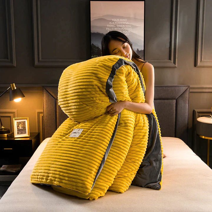 Luxurious and Comfortable Duvet Cover - DreamWeave-Yellow-59.06 × 78.74 in including 2 pillowcases-Nora Luxe