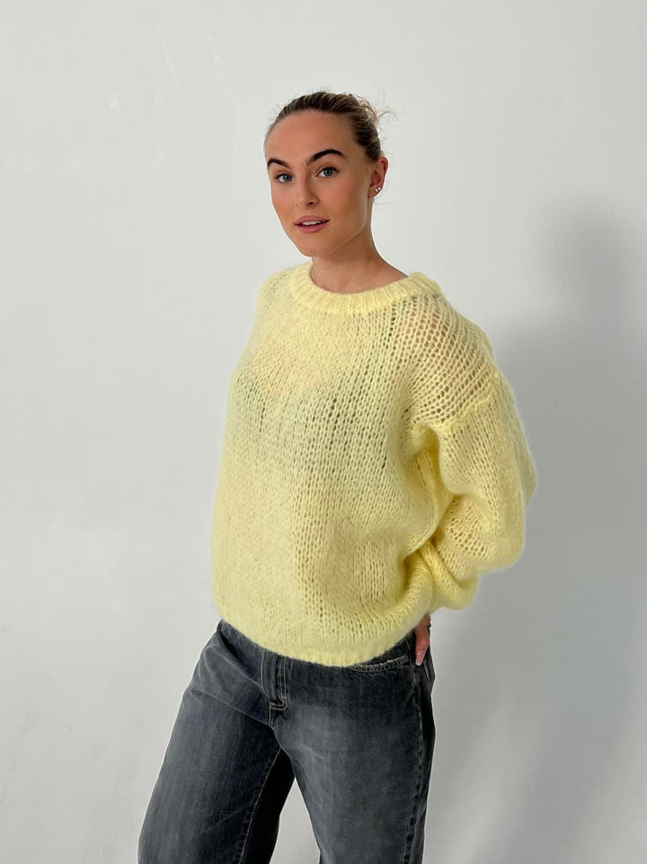 Luxury Comfortable Women's Sweater - Lunovia-Yellow-XS/S-Nora Luxe
