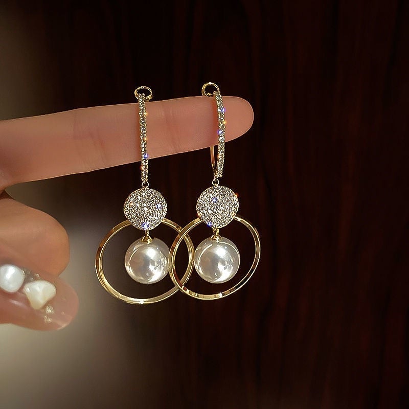 Luxury Earrings with Zirconia and Pearl - Alara-Nora Luxe