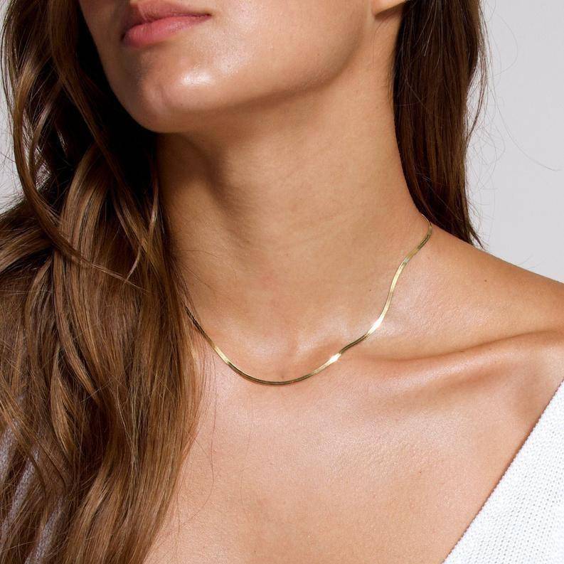Luxury Flat Necklace - Elvira-Gold-Nora Luxe