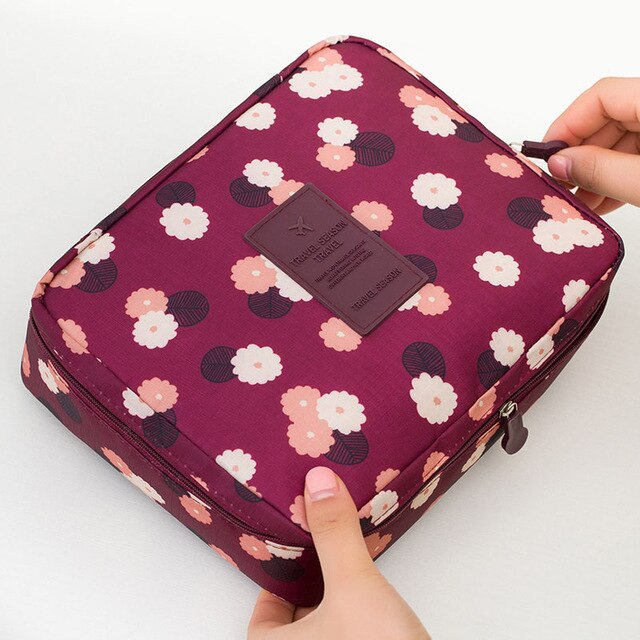 Compact Waterproof Make-Up Travel Organiser – 1+1 FREE Mini Cosmetic Storage Case