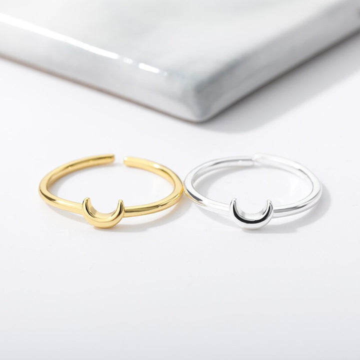 Minimalist Crescent Ring - Nova-Gold-Nora Luxe