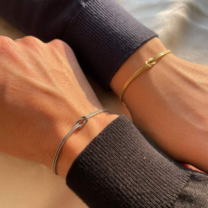 Minimalist Knot Bracelet – Elva-Gold-The Livary