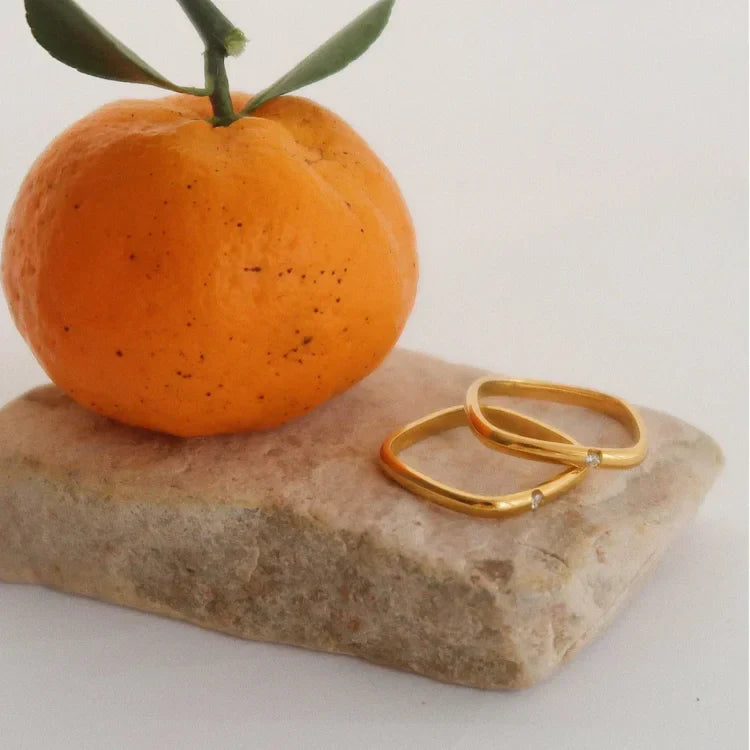 Minimalist Zirconia Ring - Leona-5-Nora Luxe