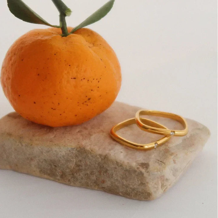 Minimalist Zirconia Ring - Leona-5-Nora Luxe