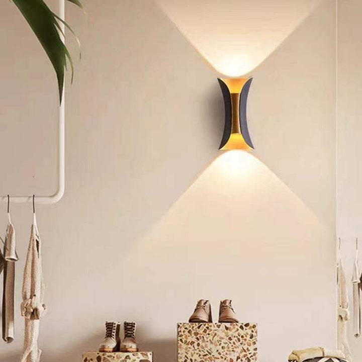 Modern LED Outdoor Wall Lamp - LumiEdge-Black and Gold-Small 6W-Universal White-Nora Luxe
