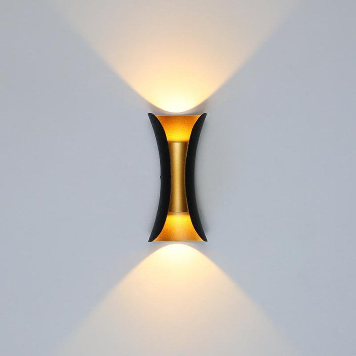 Modern LED Outdoor Wall Lamp - LumiEdge-Black and Gold-Small 6W-Warm white-Nora Luxe