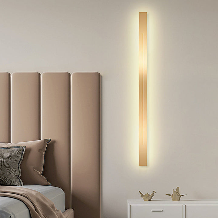 Modern LED Wall Lamp - LumièreGold-Black-L 23.62 in-Warm White-Nora Luxe
