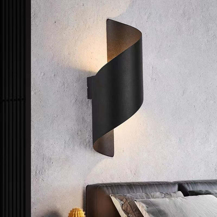 Modern Spiral LED Wall Light - TwistLight-Small-Black-Nora Luxe