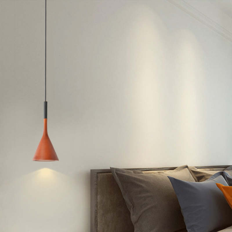 Modern Triangle Pendant Lamp - Trionda-Black-Nora Luxe