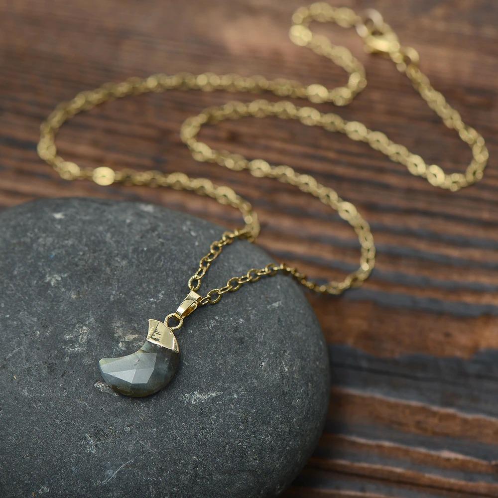 Moonstone Healing Necklace – Celestina-Labradorite-Nora Luxe