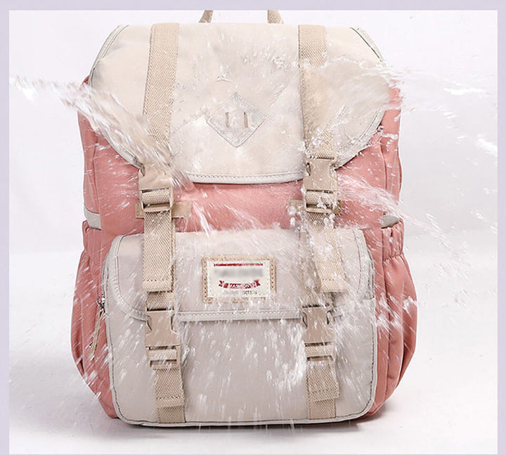 Lightweight Multi-Compartment Travel Backpack – Water-Resistant 20–35L Capacity