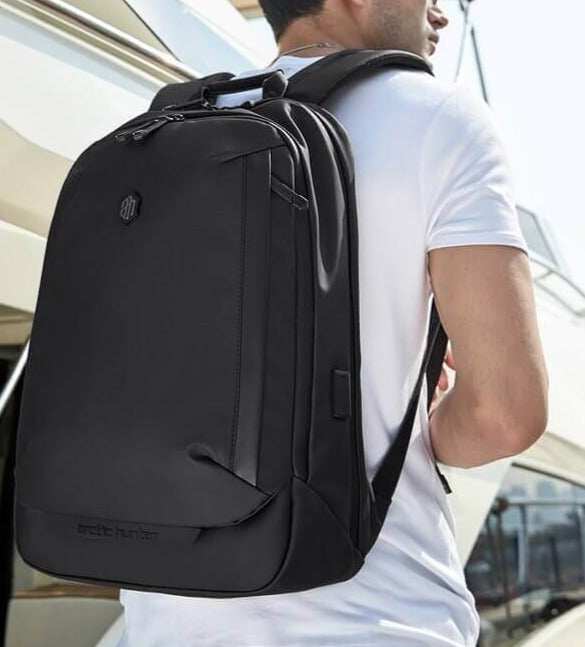 Water-Resistant Multi-Compartment Backpack – Lightweight Outdoor & Travel Use