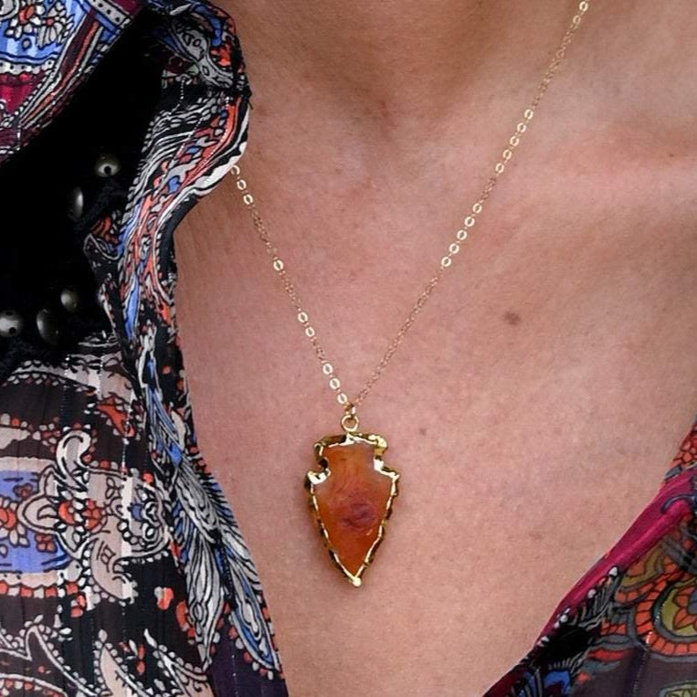 Natural Crystal Carnelian Arrowhead Necklace - Aeliana-Carnelian-Nora Luxe