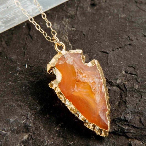 Natural Crystal Carnelian Arrowhead Necklace - Aeliana-Carnelian-Nora Luxe