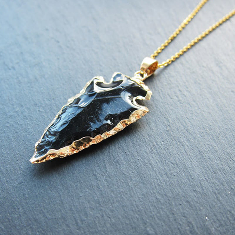 Natural Crystal Carnelian Arrowhead Necklace - Aeliana-Obsidian Golden Chain-Nora Luxe
