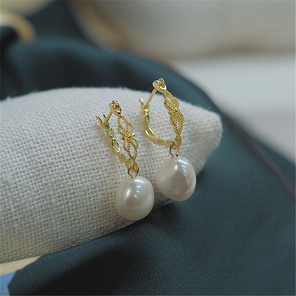 Natural Pearl Earrings - Vivienne-Nora Luxe