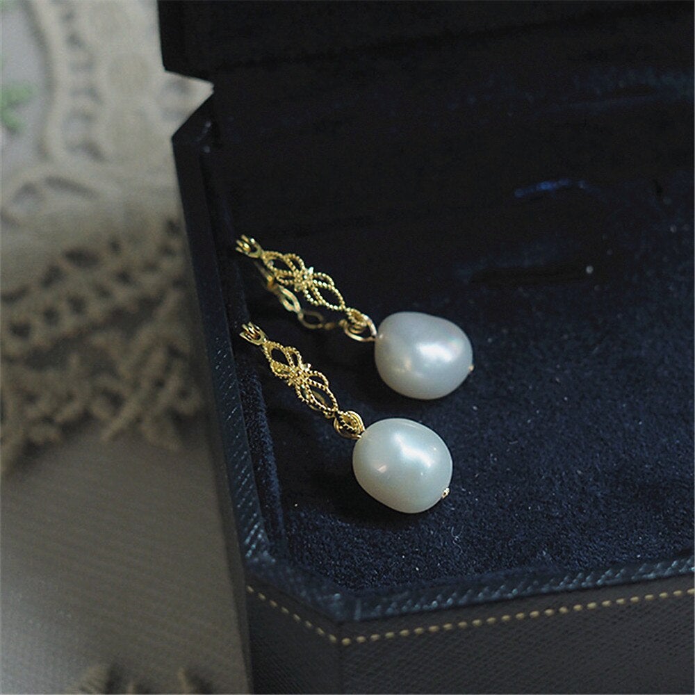 Natural Pearl Earrings - Vivienne-Nora Luxe