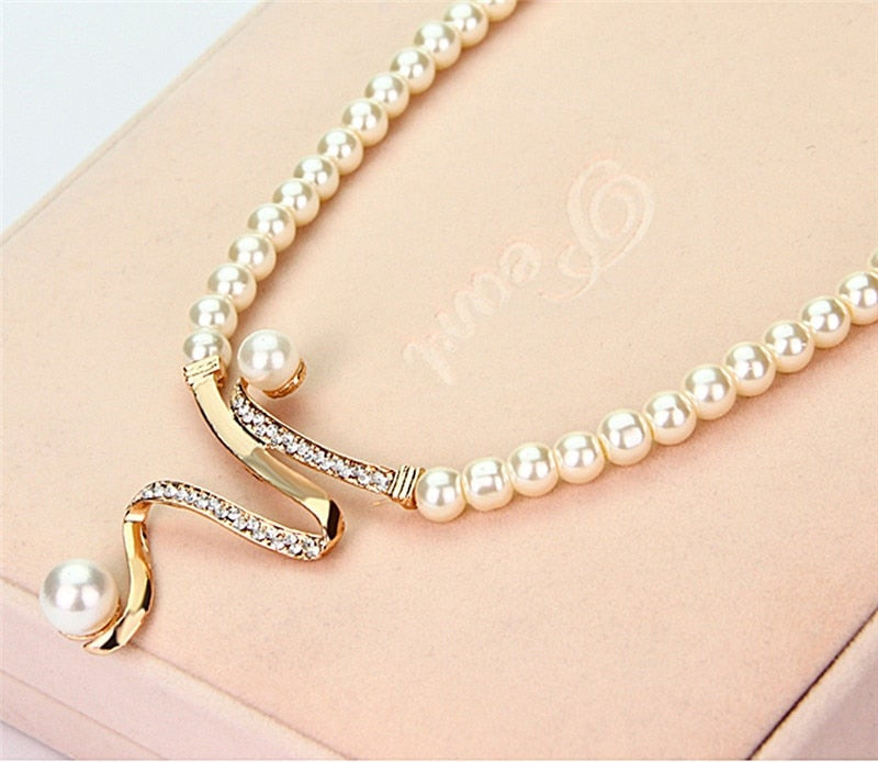 Natural Pearl Jewelry Set - Serena-Nora Luxe