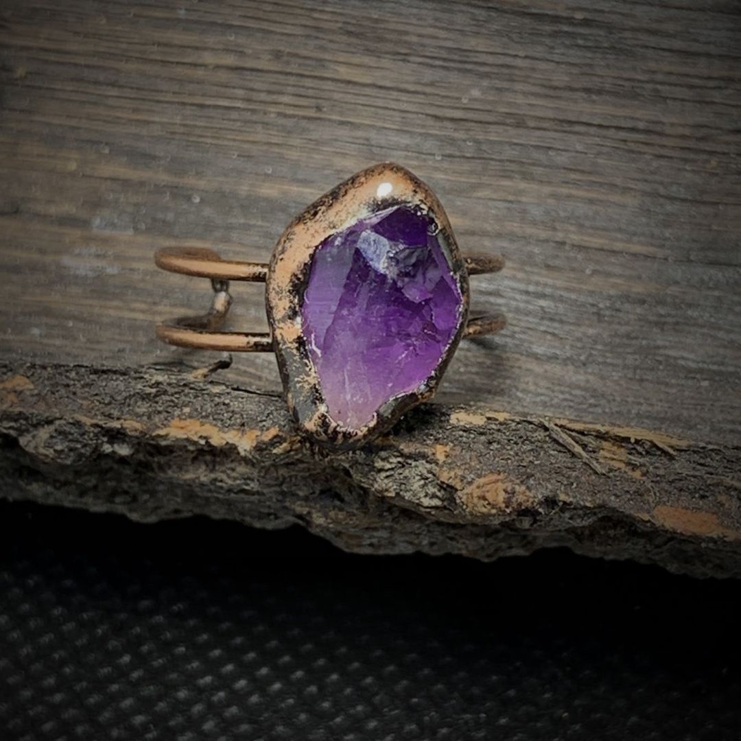 Natural Raw Birthstone Ring - Selina-February & Amethyst-Nora Luxe