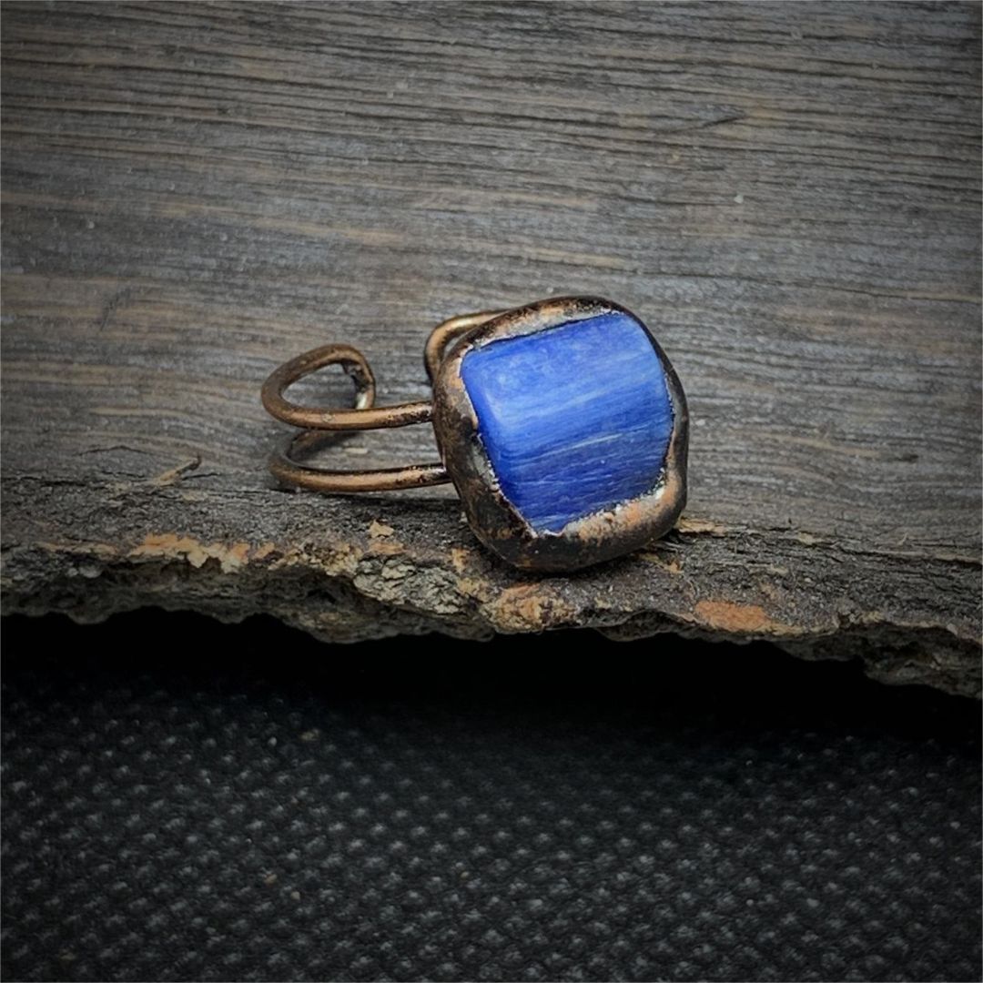 Natural Raw Birthstone Ring - Selina-September & Kyanite-Nora Luxe